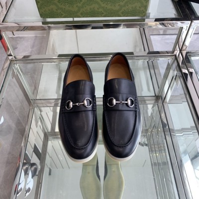 Gucci Men Loafers with Horsebit in Black Leather