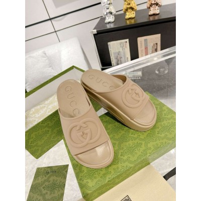 Gucci Slide Sandals in Beige Rubber with Interlocking G