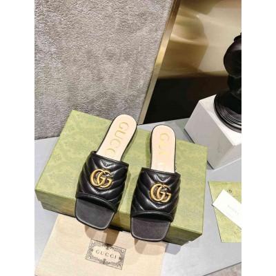 Gucci Slide Sandals in Black Matelasse Leather with Double G