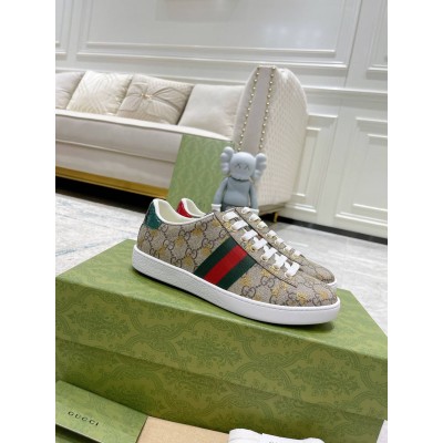 Gucci Women Ace GG Supreme Sneakers with Bees