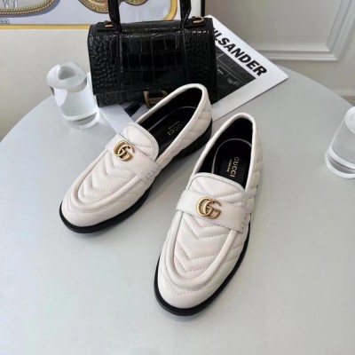 Gucci Women GG Marmont Loafers In White Matelasse Leather