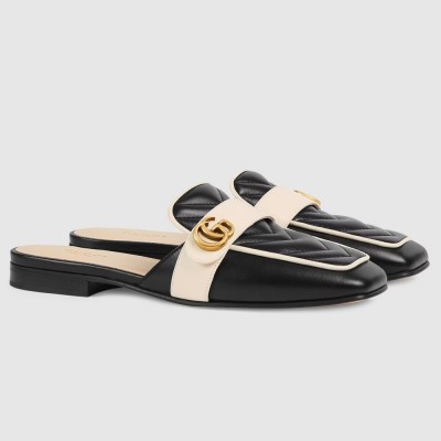 Gucci Women Slippers in Black Leather with Double G